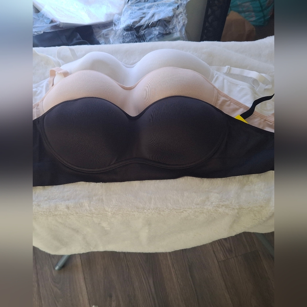Maidenform  BalconnetteWomen's Intimates Set - Black, White, and Pink